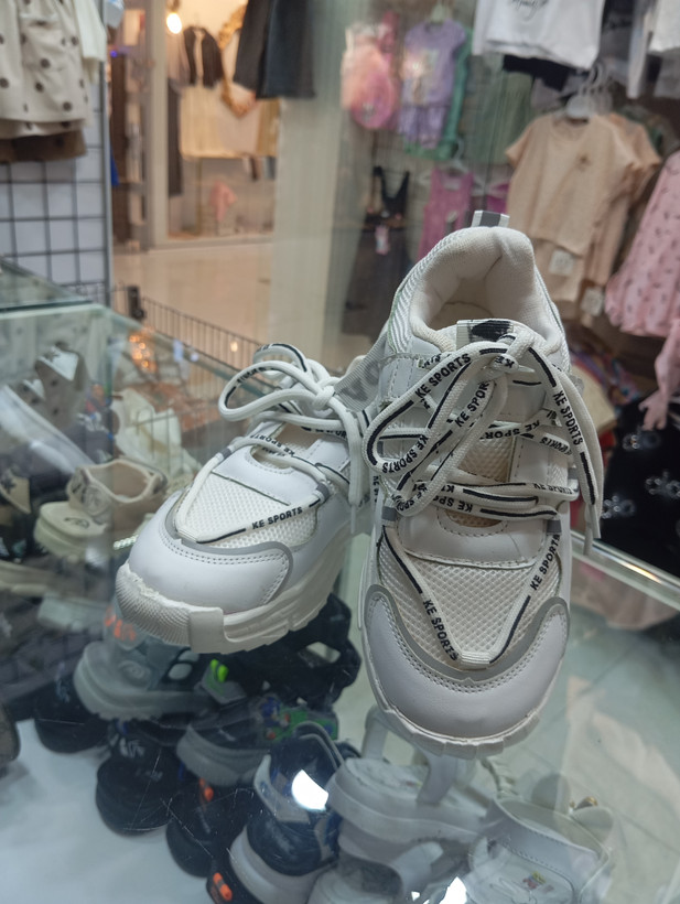 کتونی لژ دار مدل (ke sport)