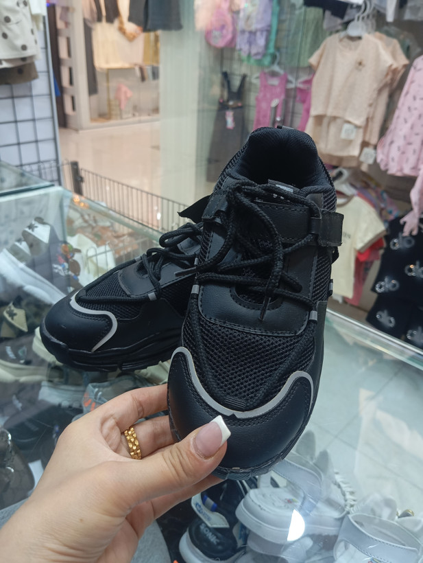 کتونی لژ دار مدل (ke sport)