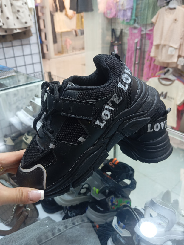 کتونی لژ دار مدل (ke sport)